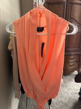 bebe Peach Sleeveless Draped V-Neck Bodysuit